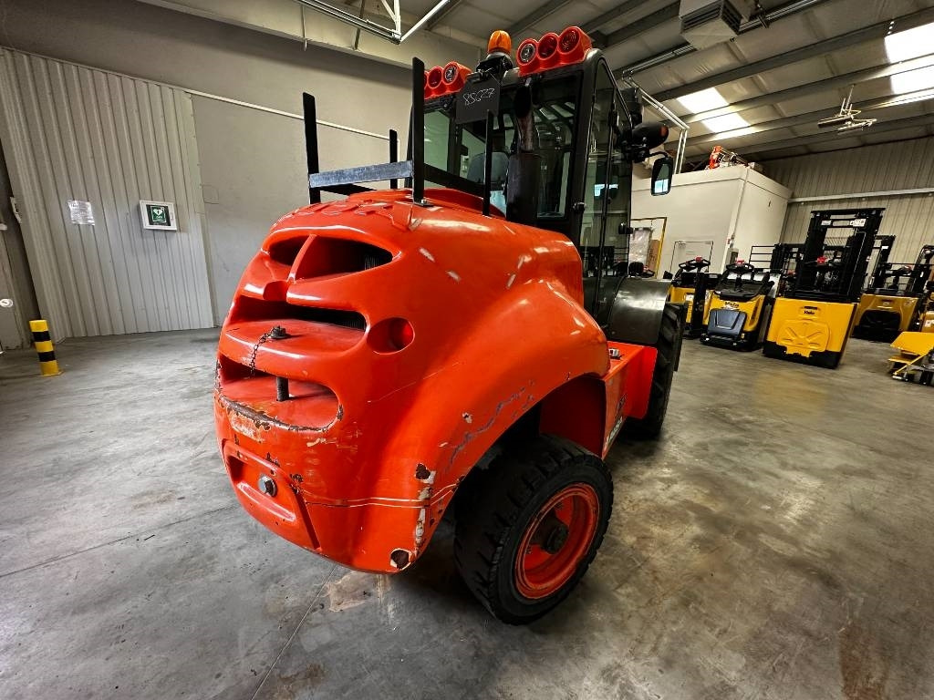 Ausa C 500 H - Empilhador todo-o-terreno: foto 4 Ausa C 500 H - Empilhador todo-o-terreno: foto 4