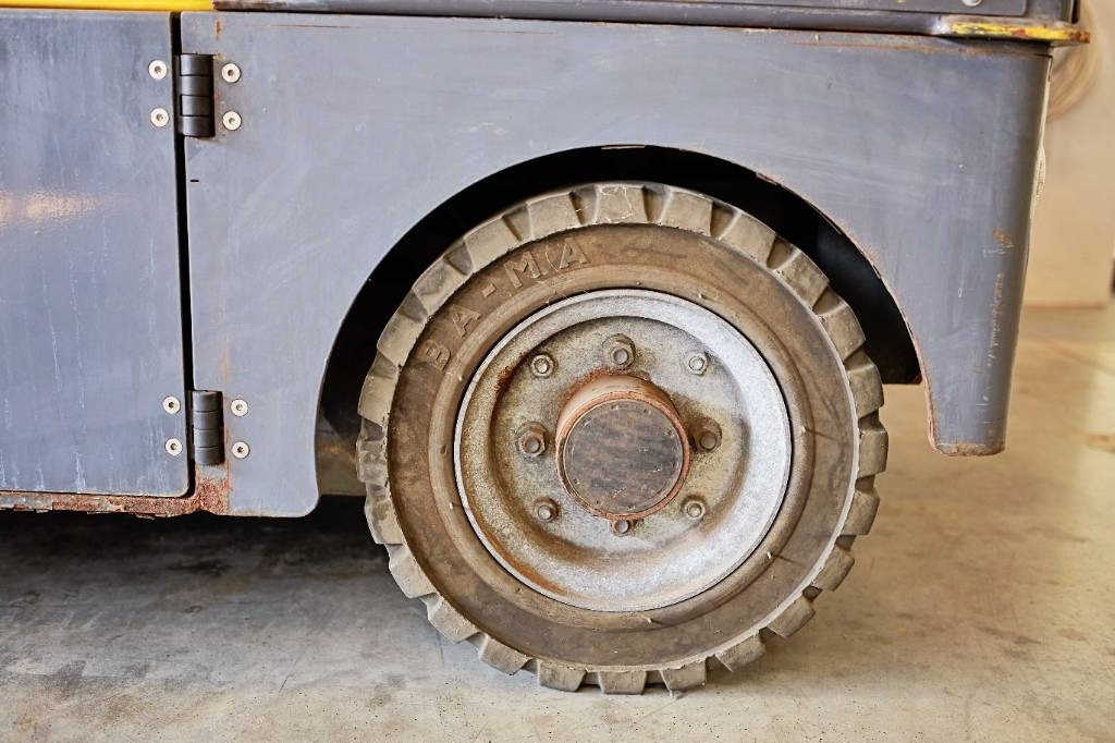 DEC Modena - Trator elétrics: foto 2 DEC Modena - Trator elétrics: foto 2