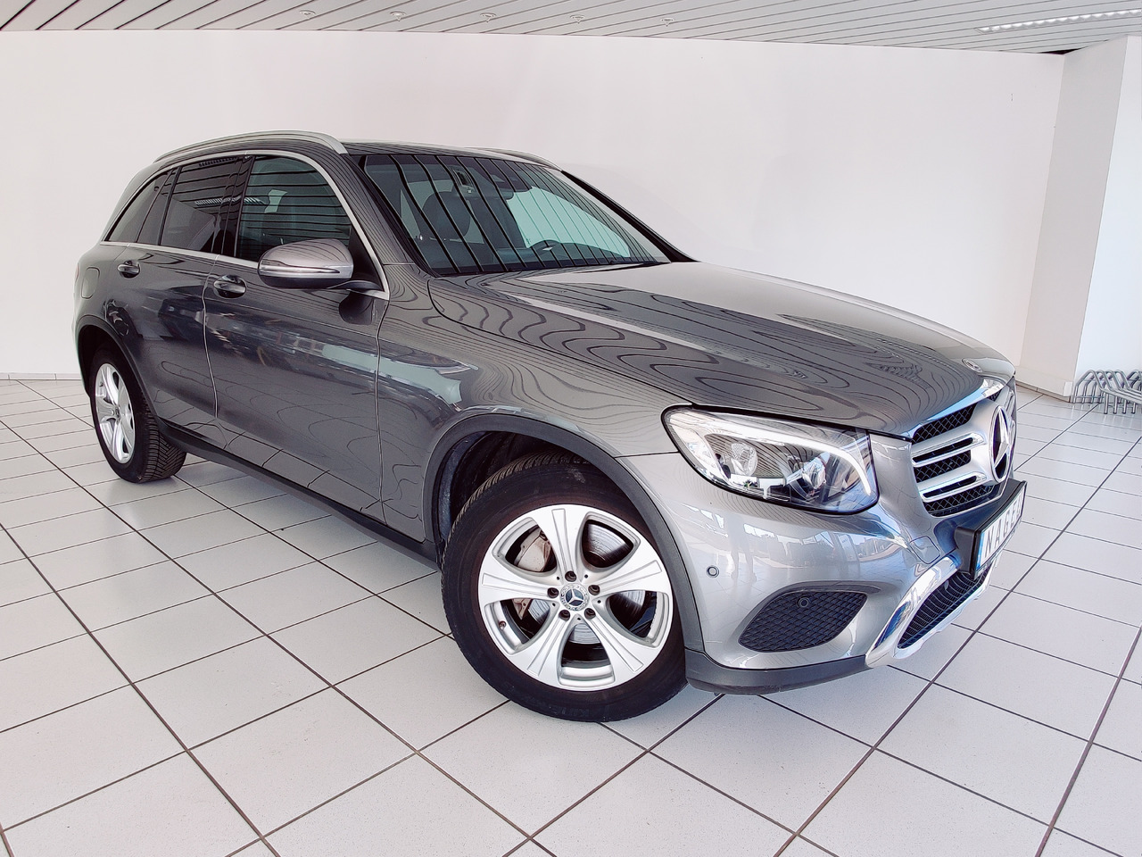 Mercedes-Benz GLC 220 d 4Matic AHK Navi RüKam SHZ - SUV: foto 3 Mercedes-Benz GLC 220 d 4Matic AHK Navi RüKam SHZ - SUV: foto 3