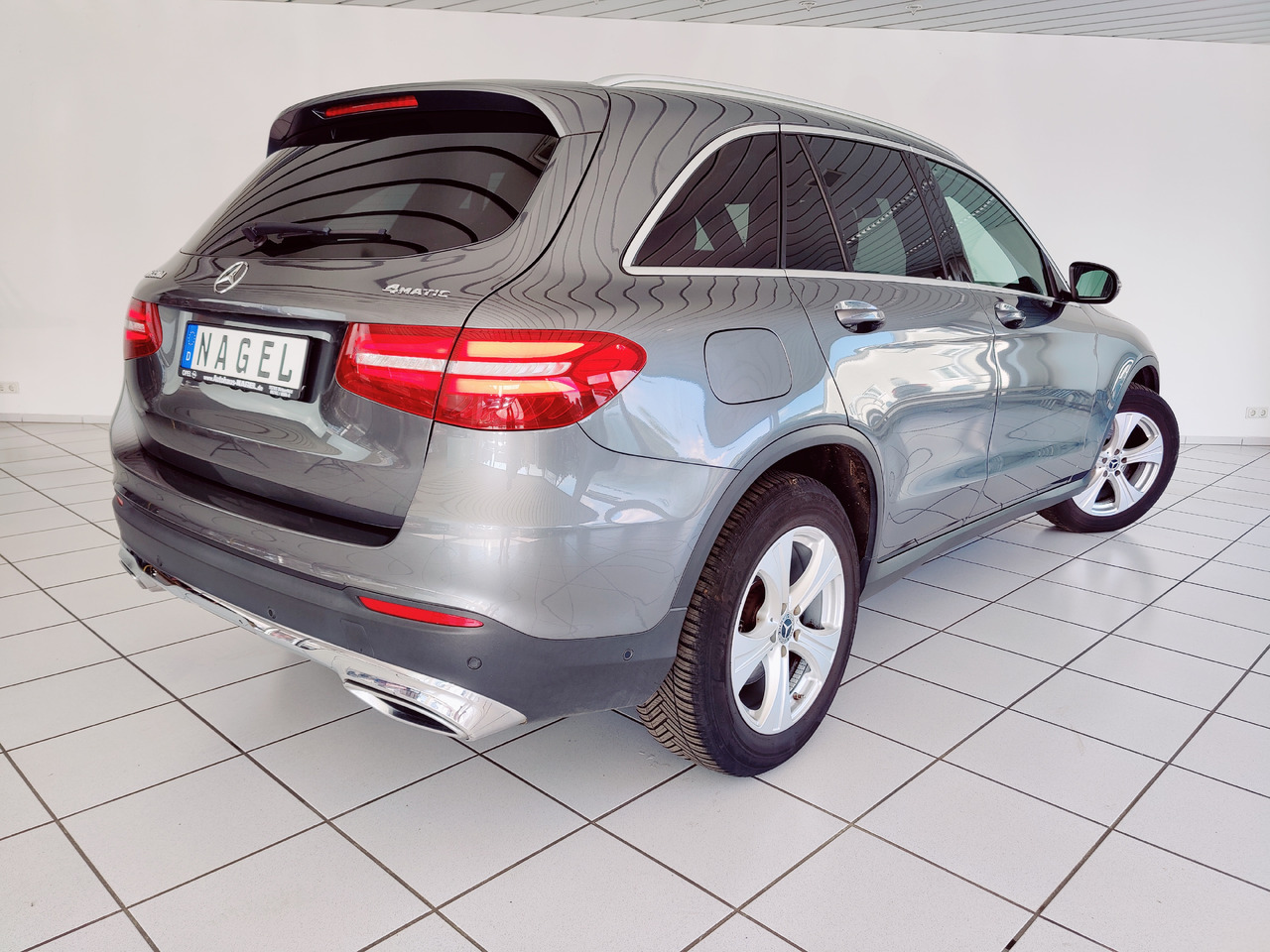 Mercedes-Benz GLC 220 d 4Matic AHK Navi RüKam SHZ - SUV: foto 5 Mercedes-Benz GLC 220 d 4Matic AHK Navi RüKam SHZ - SUV: foto 5