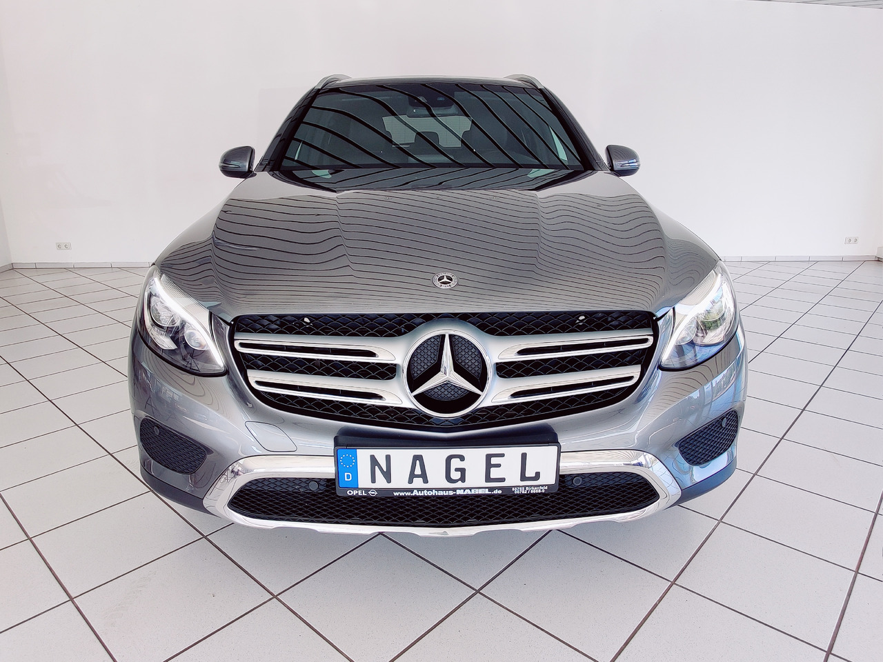 Mercedes-Benz GLC 220 d 4Matic AHK Navi RüKam SHZ - SUV: foto 4 Mercedes-Benz GLC 220 d 4Matic AHK Navi RüKam SHZ - SUV: foto 4