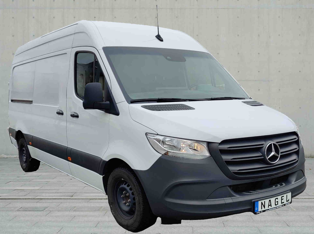Mercedes-Benz Sprinter III Kasten RWD (907)(02.2018->) 315 CDI L2H2 Rükam Klima Apple AHK - Furgão: foto 2 Mercedes-Benz Sprinter III Kasten RWD (907)(02.2018->) 315 CDI L2H2 Rükam Klima Apple AHK - Furgão: foto 2
