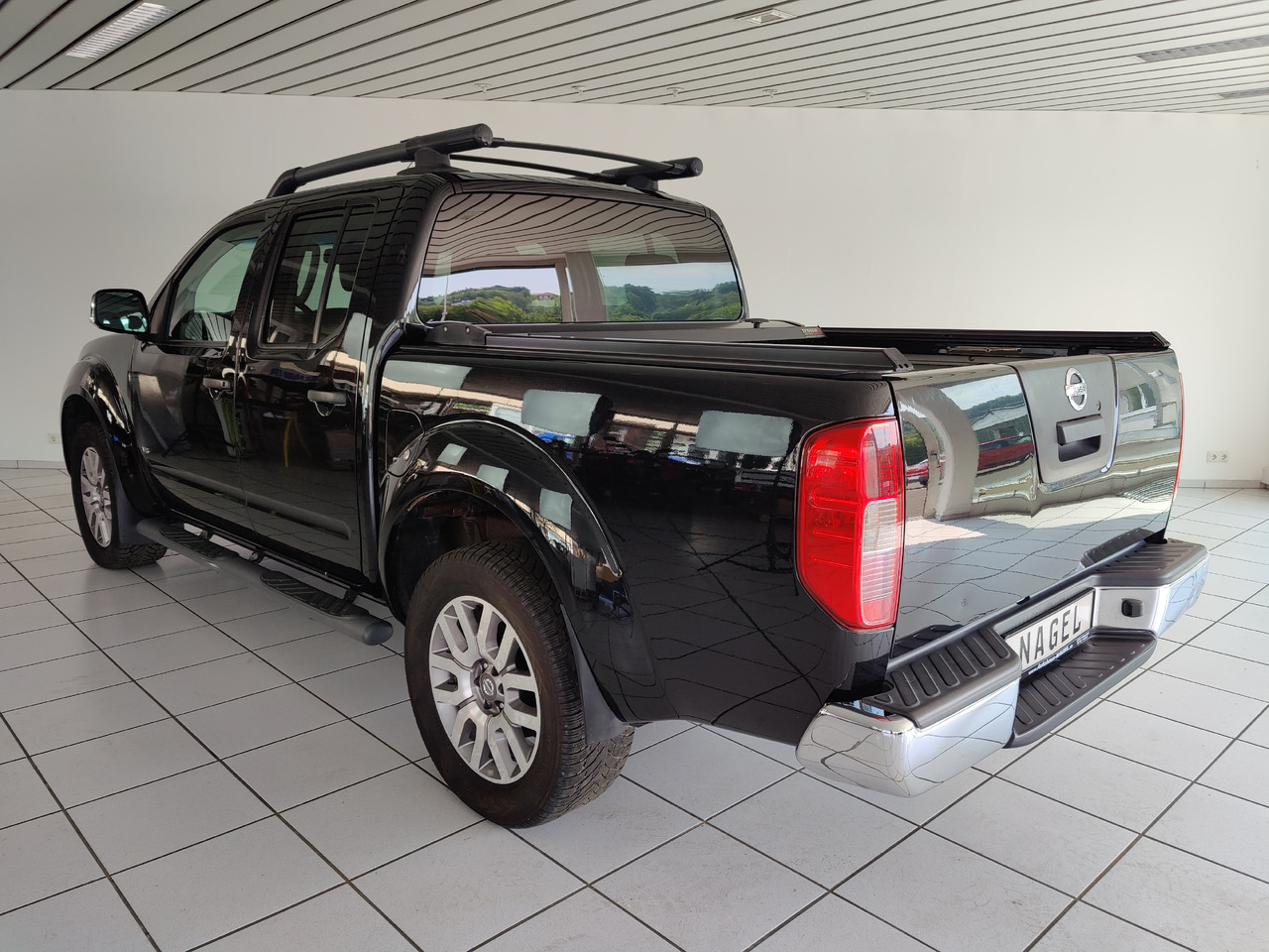 Nissan Navara Pickup (D40M)(05.2005->) Double Cab LE V6 4X4 Navi Kam Leder SHZ AHK - Pick-up: foto 4 Nissan Navara Pickup (D40M)(05.2005->) Double Cab LE V6 4X4 Navi Kam Leder SHZ AHK - Pick-up: foto 4