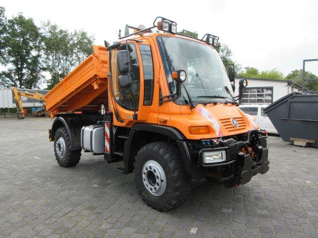 Unimog U 400, three-way tipper (DSK), long wheelbase, air - Camião basculante: foto 4 Unimog U 400, three-way tipper (DSK), long wheelbase, air - Camião basculante: foto 4