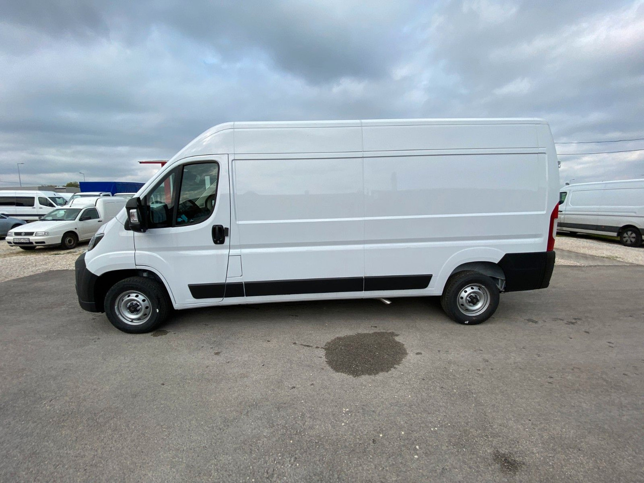 Citroën Jumper Kasten Hochraum 35 L3H2 BlueHDi 140 - Furgão: foto 3 Citroën Jumper Kasten Hochraum 35 L3H2 BlueHDi 140 - Furgão: foto 3