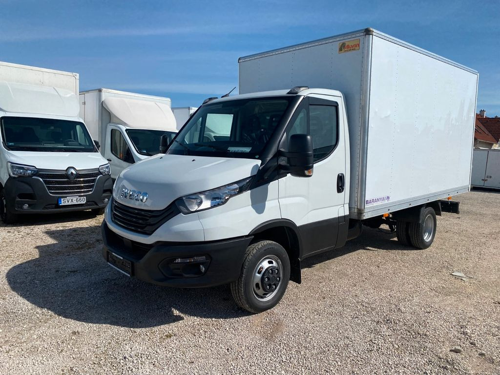 Iveco Daily Koffer mit LBW SOFORT Euro6E Iveco Daily Koffer mit LBW SOFORT Euro6E - Carrinha de contentor: foto 1 Iveco Daily Koffer mit LBW SOFORT Euro6E Iveco Daily Koffer mit LBW SOFORT Euro6E - Carrinha de contentor: foto 1
