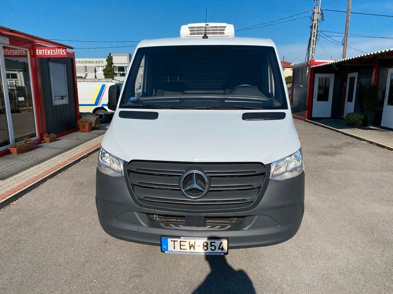 Mercedes-Benz Sprinter III Kasten FWD 211/215 CDI FWD L2 - Carrinha frigorífica: foto 1 Mercedes-Benz Sprinter III Kasten FWD 211/215 CDI FWD L2 - Carrinha frigorífica: foto 1