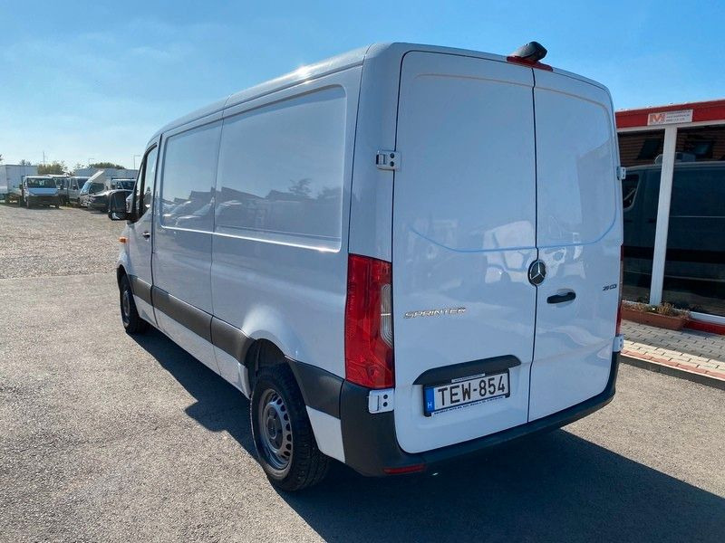 Mercedes-Benz Sprinter III Kasten FWD 211/215 CDI FWD L2 - Carrinha frigorífica: foto 4 Mercedes-Benz Sprinter III Kasten FWD 211/215 CDI FWD L2 - Carrinha frigorífica: foto 4