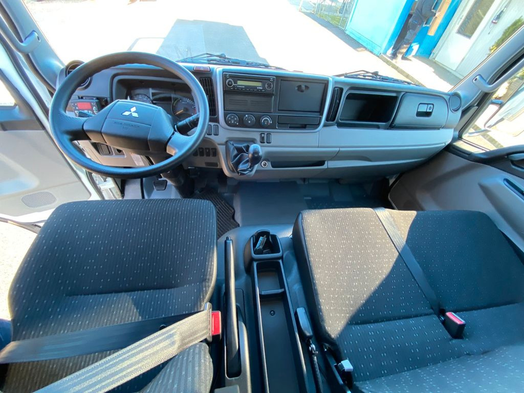 Mitsubishi Canter FUSO 3C15 MT Kühl-Koffer -20C°SOFORT - Camião frigorífico: foto 2 Mitsubishi Canter FUSO 3C15 MT Kühl-Koffer -20C°SOFORT - Camião frigorífico: foto 2