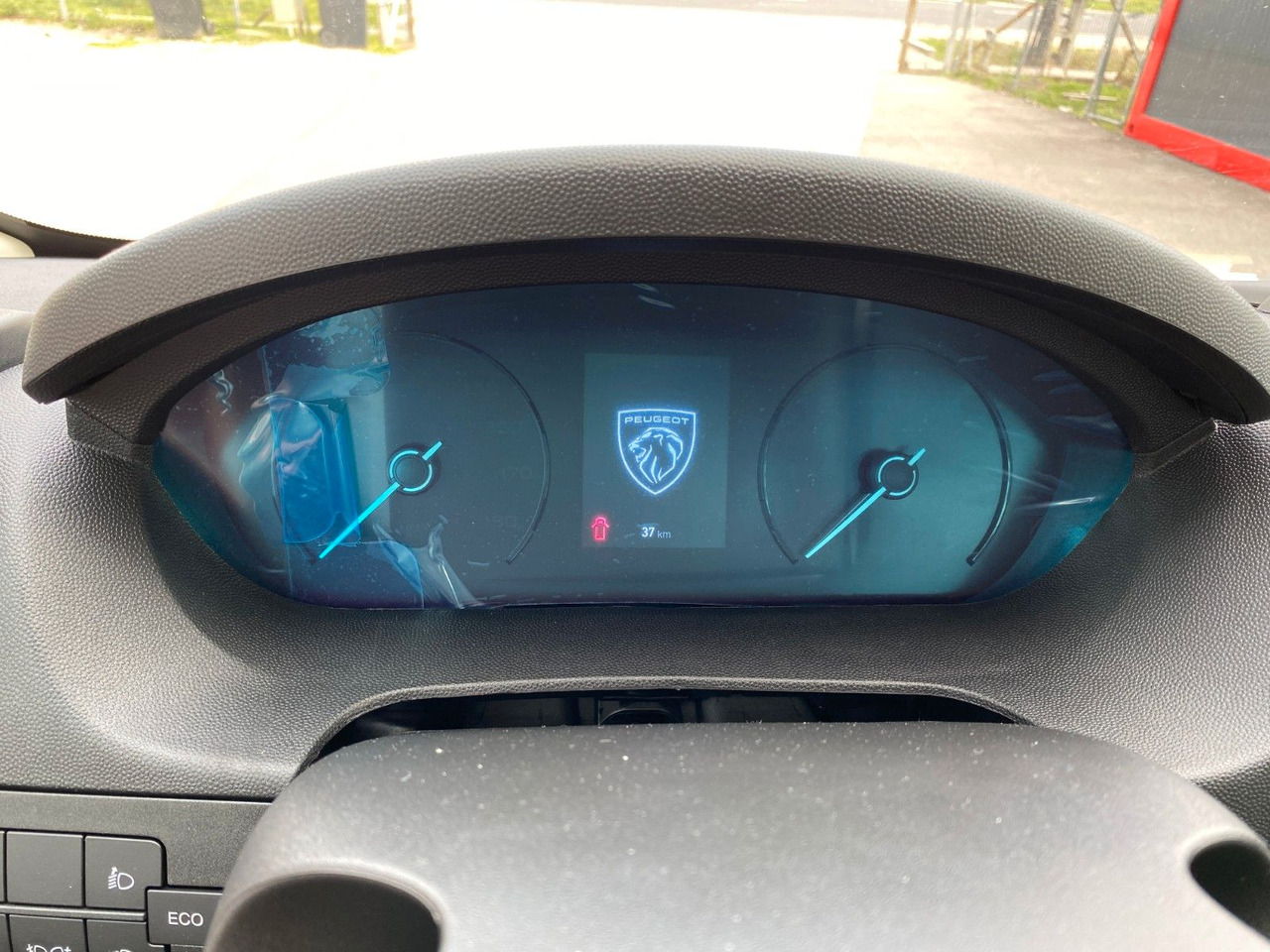 Leasing de  Peugeot BOXER CHC L4 HEAVY PRITSCHE+PLANE Peugeot BOXER CHC L4 HEAVY PRITSCHE+PLANE: foto 9 Leasing de  Peugeot BOXER CHC L4 HEAVY PRITSCHE+PLANE Peugeot BOXER CHC L4 HEAVY PRITSCHE+PLANE: foto 9