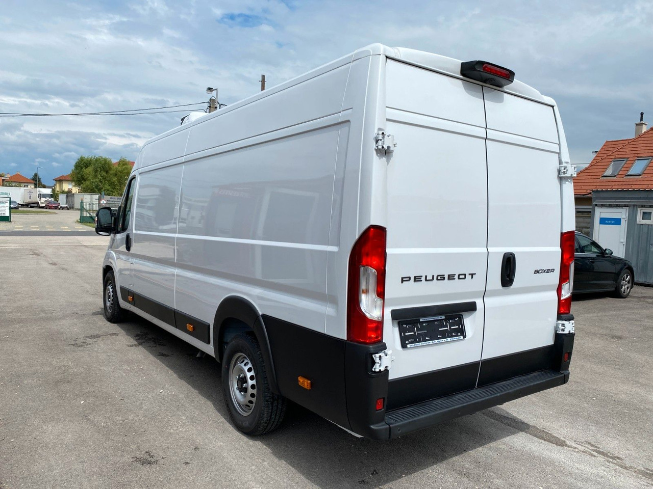 Peugeot Boxer Kasten Hochraum 435 L4H2 BlueHDi 140 Peugeot Boxer Kühlkasten 435 L4H2 BlueHDi 140 - Furgão: foto 4 Peugeot Boxer Kasten Hochraum 435 L4H2 BlueHDi 140 Peugeot Boxer Kühlkasten 435 L4H2 BlueHDi 140 - Furgão: foto 4