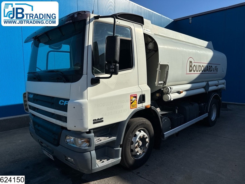 DAF CF 360 Euro 3, Fuel, Handgeschakeld, 14733 Liter, 5 Comp - Caminhão tanque: foto 1 DAF CF 360 Euro 3, Fuel, Handgeschakeld, 14733 Liter, 5 Comp - Caminhão tanque: foto 1
