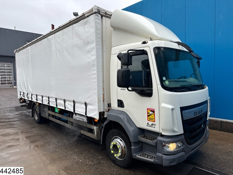 DAF LF 210 EURO 6, Dhollandia - Camião furgão: foto 3 DAF LF 210 EURO 6, Dhollandia - Camião furgão: foto 3