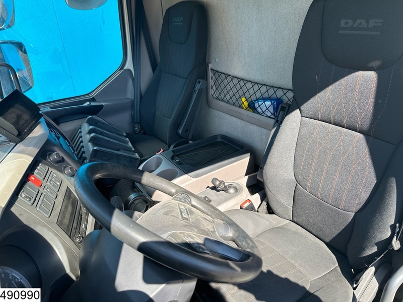 Camião furgão DAF LF 210 EURO 6, Dhollandia: foto 9