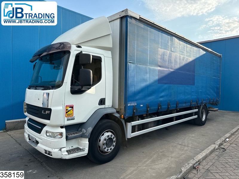 DAF LF55 250 EURO 5, Manual, Dhollandia - Camião furgão: foto 1 DAF LF55 250 EURO 5, Manual, Dhollandia - Camião furgão: foto 1