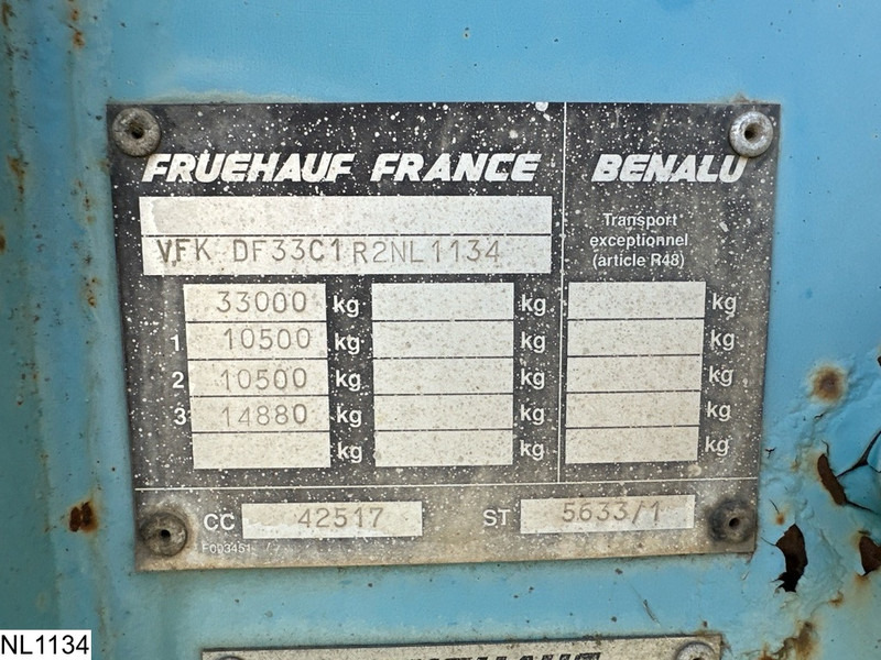 Fruehauf Chassis 20 FT - Semi-reboque transportador de contêineres/ Caixa móvel: foto 4 Fruehauf Chassis 20 FT - Semi-reboque transportador de contêineres/ Caixa móvel: foto 4