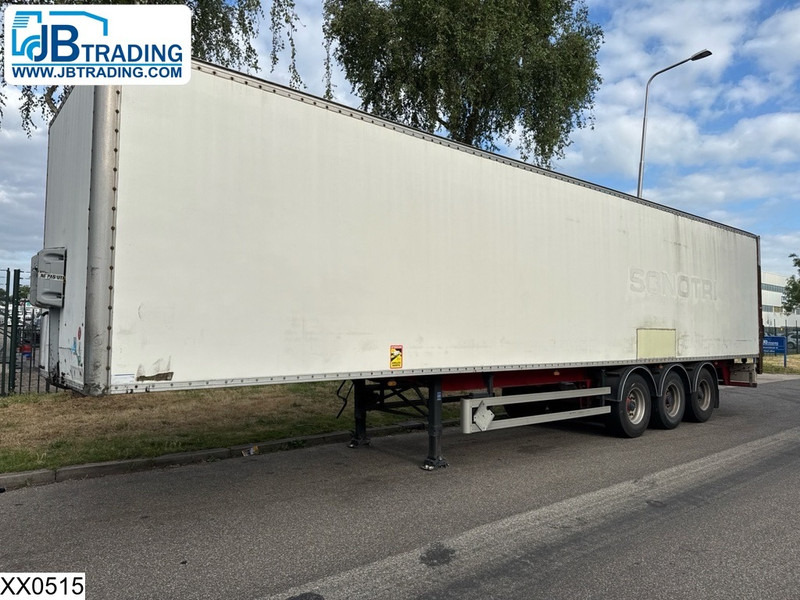 GENERAL TRAILERS gesloten bak - Semi-reboque furgão: foto 1 GENERAL TRAILERS gesloten bak - Semi-reboque furgão: foto 1