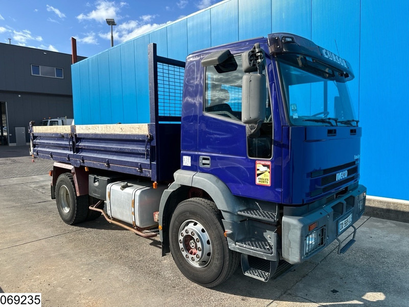 Iveco EuroTech Cursor 240 Manual, Steel suspension, PTO - Camião basculante: foto 4 Iveco EuroTech Cursor 240 Manual, Steel suspension, PTO - Camião basculante: foto 4