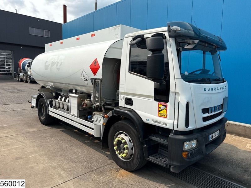 Iveco Eurocargo 190EL28 EURO 5, FUEL, 13390 liter, 4 Comp, Magyar - Caminhão tanque: foto 2 Iveco Eurocargo 190EL28 EURO 5, FUEL, 13390 liter, 4 Comp, Magyar - Caminhão tanque: foto 2