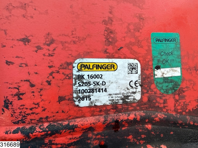 Iveco Trakker 360 6x4, EURO 6, Palfinger, Remote - Camião de caixa aberta/ Plataforma, Camião grua: foto 4 Iveco Trakker 360 6x4, EURO 6, Palfinger, Remote - Camião de caixa aberta/ Plataforma, Camião grua: foto 4