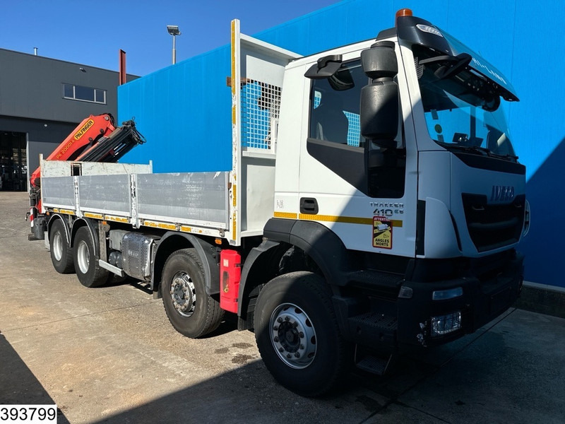 Iveco Trakker 410 8x4, EURO 6, Palfinger, Remote, Retarder - Camião de caixa aberta/ Plataforma, Camião grua: foto 3 Iveco Trakker 410 8x4, EURO 6, Palfinger, Remote, Retarder - Camião de caixa aberta/ Plataforma, Camião grua: foto 3