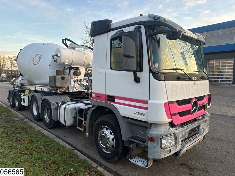 Liebherr Betonmixer 6x4, EURO 5, 10m3 - Semi-reboque betoneira: foto 4 Liebherr Betonmixer 6x4, EURO 5, 10m3 - Semi-reboque betoneira: foto 4