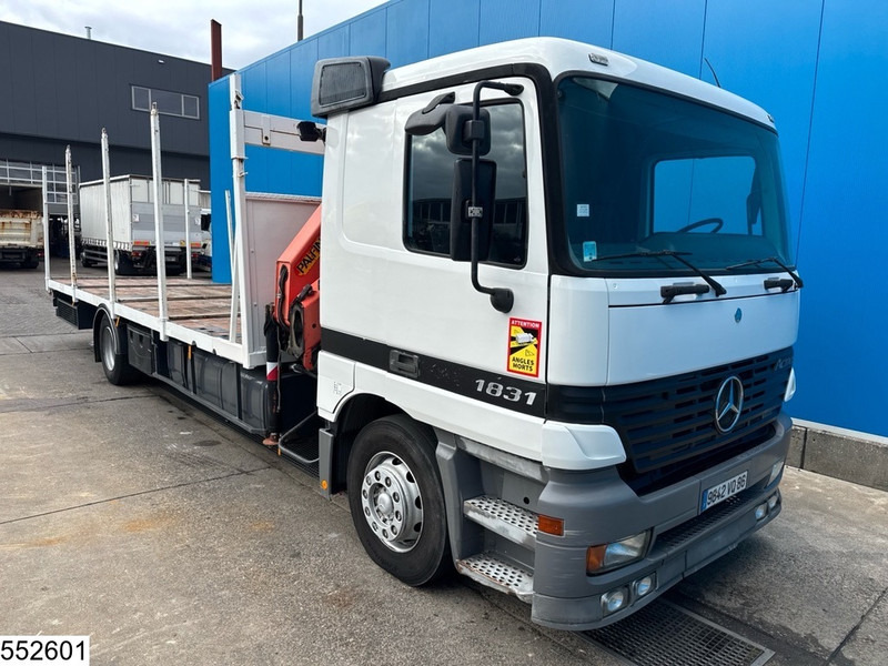 Mercedes-Benz Actros 1831 Palfinger, Remote, Manual - Camião de caixa aberta/ Plataforma, Camião grua: foto 3 Mercedes-Benz Actros 1831 Palfinger, Remote, Manual - Camião de caixa aberta/ Plataforma, Camião grua: foto 3