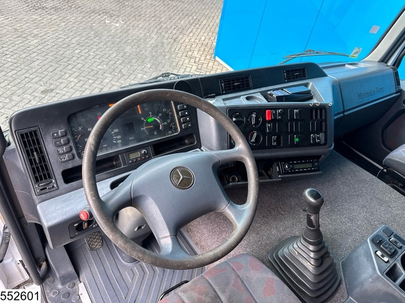 Mercedes-Benz Actros 1831 Palfinger, Remote, Manual - Camião de caixa aberta/ Plataforma, Camião grua: foto 5 Mercedes-Benz Actros 1831 Palfinger, Remote, Manual - Camião de caixa aberta/ Plataforma, Camião grua: foto 5