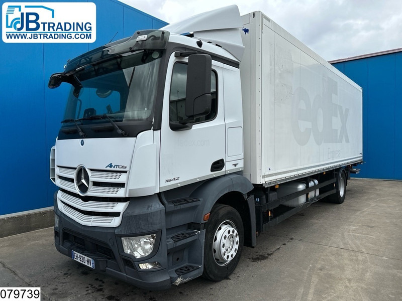 Mercedes-Benz Antos 1842 EURO 6, Dhollandia - Camião furgão: foto 1 Mercedes-Benz Antos 1842 EURO 6, Dhollandia - Camião furgão: foto 1