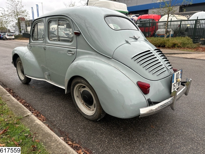 Renault ? 4CV - Automóvel: foto 2 Renault ? 4CV - Automóvel: foto 2