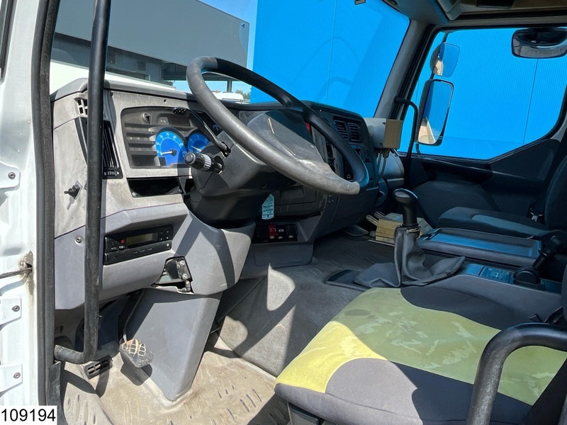 Renault Premium 270 16350 Liter, LPG GPL, Gastank, Manual - Caminhão tanque: foto 5 Renault Premium 270 16350 Liter, LPG GPL, Gastank, Manual - Caminhão tanque: foto 5