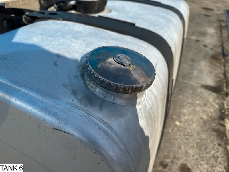Universeel Brandstoftank - Tanque de combustível por Camião: foto 4 Universeel Brandstoftank - Tanque de combustível por Camião: foto 4