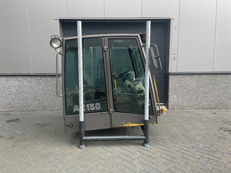 Ahlmann AZ150-4101457A-Cabin/Kabine/Cabine - Cabine e interior por Máquina de construção: foto 1 Ahlmann AZ150-4101457A-Cabin/Kabine/Cabine - Cabine e interior por Máquina de construção: foto 1