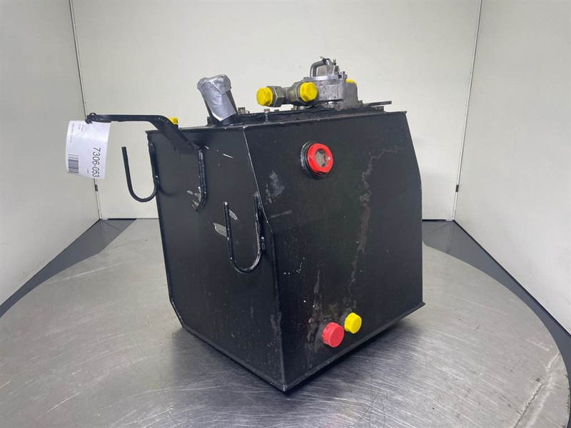 Ahlmann AZ150-4182967A/4181241A-Tank/Behälter/Reservoir - Hidráulica por Máquina de construção: foto 1 Ahlmann AZ150-4182967A/4181241A-Tank/Behälter/Reservoir - Hidráulica por Máquina de construção: foto 1