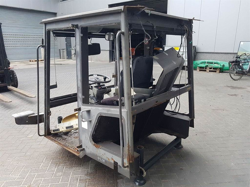 Cabine e interior por Máquina de construção Ahlmann AZ210E-23103106-Cabin/Kabine/Cabine: foto 7