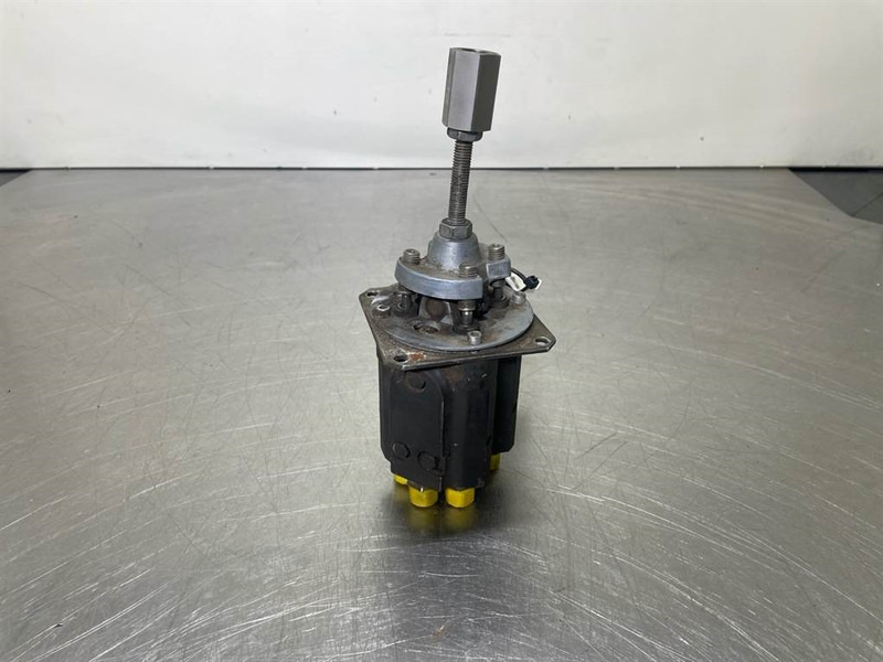Ahlmann AZ6-4198091A-HRK-20-Servo valve/Servoventil - Hidráulica por Máquina de construção: foto 1 Ahlmann AZ6-4198091A-HRK-20-Servo valve/Servoventil - Hidráulica por Máquina de construção: foto 1