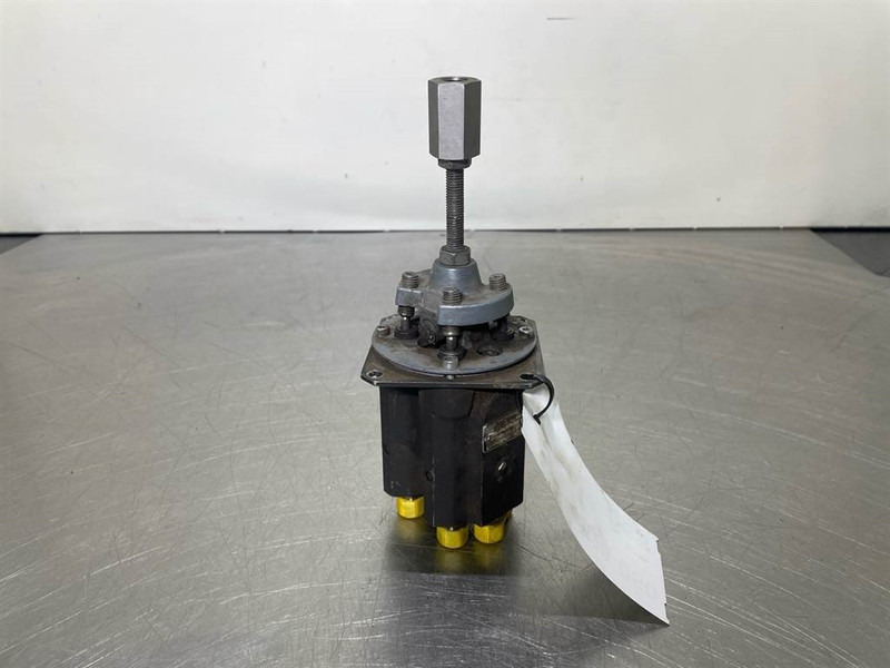 Ahlmann AZ6-4198091A-HRK-20-Servo valve/Servoventil - Hidráulica por Máquina de construção: foto 2 Ahlmann AZ6-4198091A-HRK-20-Servo valve/Servoventil - Hidráulica por Máquina de construção: foto 2