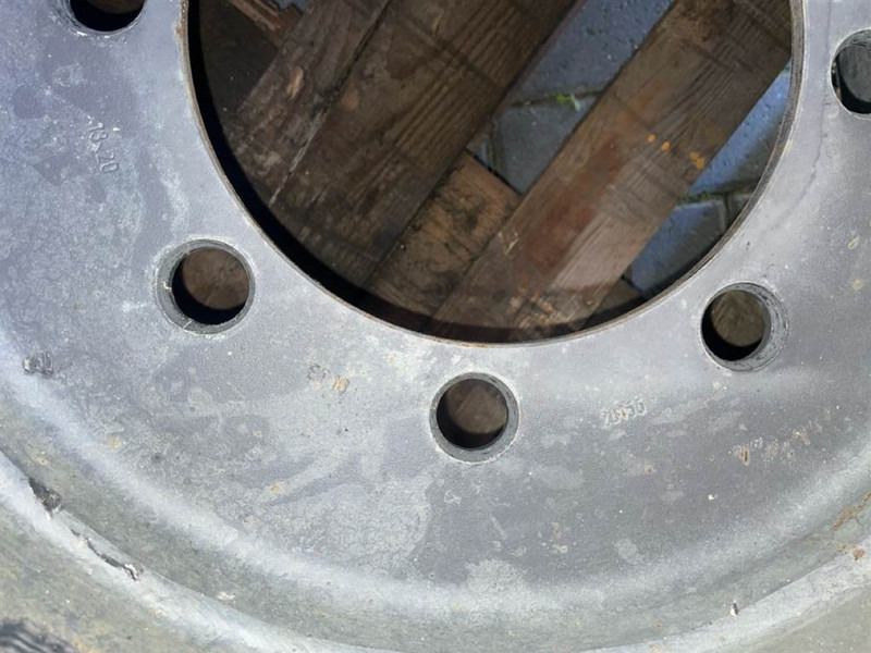 Jantes e pneus por Máquina de construção Ahlmann AZ85-Dunlop 405/70R20 (16/70R20)-Tire/Reifen/Band: foto 9