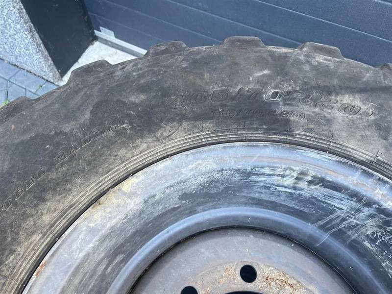 Jantes e pneus por Máquina de construção Ahlmann AZ85-Dunlop 405/70R20 (16/70R20)-Tire/Reifen/Band: foto 6