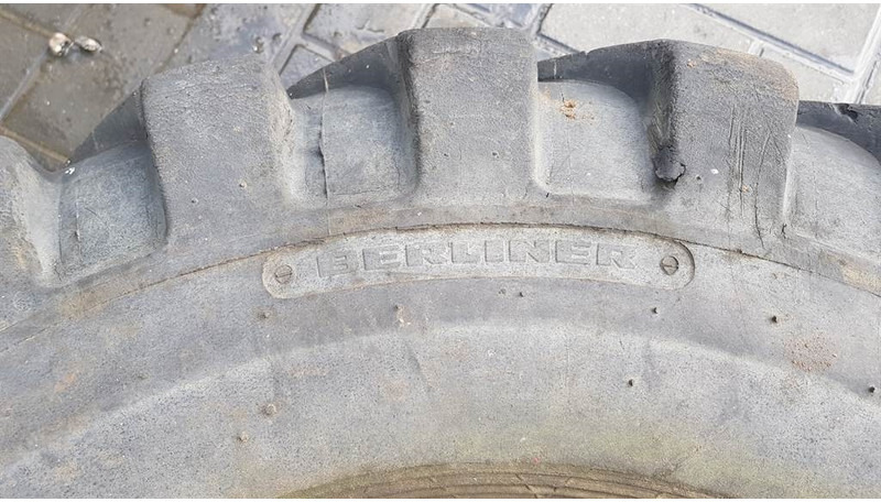 Berliner 14.5-20 MPT - Tyre/Reifen/Band - Jantes e pneus por Máquina de construção: foto 2 Berliner 14.5-20 MPT - Tyre/Reifen/Band - Jantes e pneus por Máquina de construção: foto 2