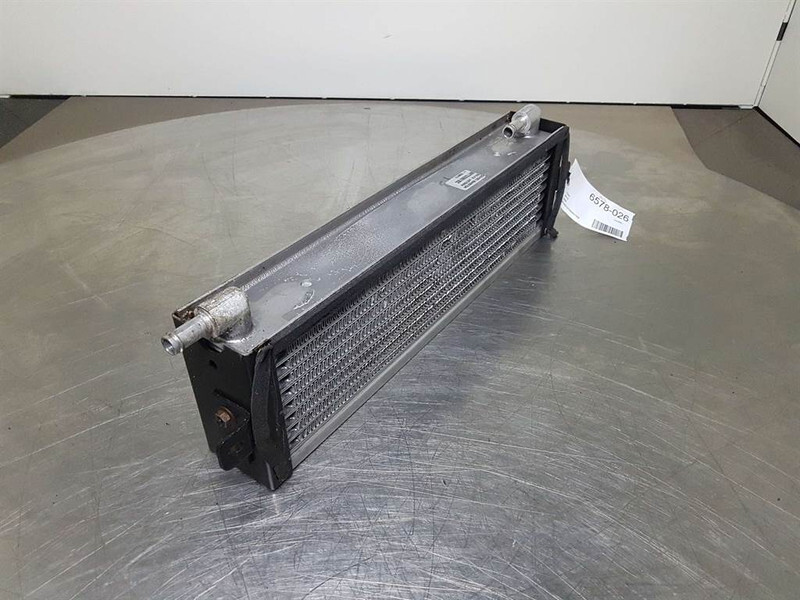 Case 621D-Denso MNY70266601B2C-Airco condenser/koeler - Estrutura/ Châssis por Máquina de construção: foto 2 Case 621D-Denso MNY70266601B2C-Airco condenser/koeler - Estrutura/ Châssis por Máquina de construção: foto 2