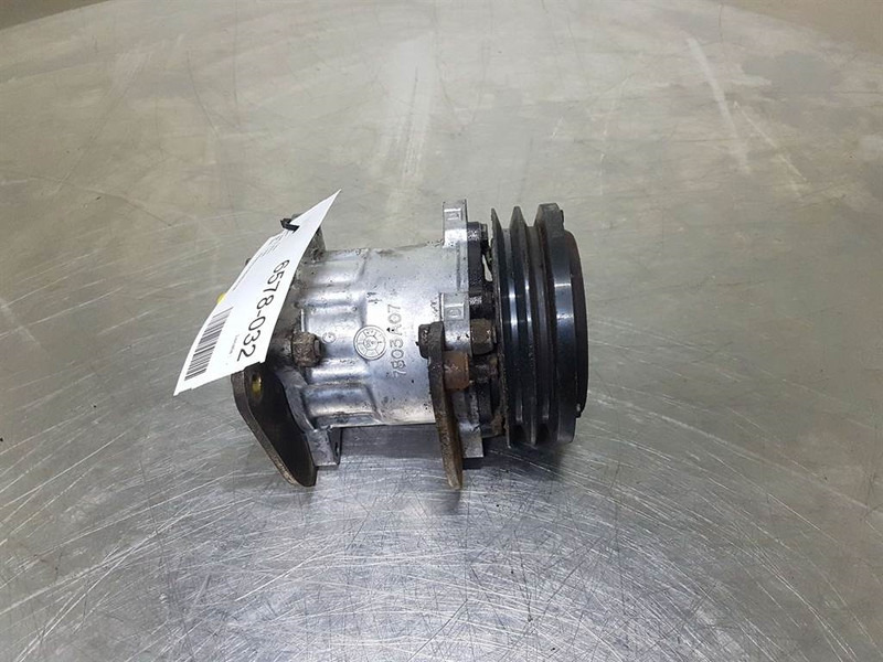 Case 621D-Sanden U4611-Compressor/Kompressor/Aircopomp - Motor por Máquina de construção: foto 1 Case 621D-Sanden U4611-Compressor/Kompressor/Aircopomp - Motor por Máquina de construção: foto 1