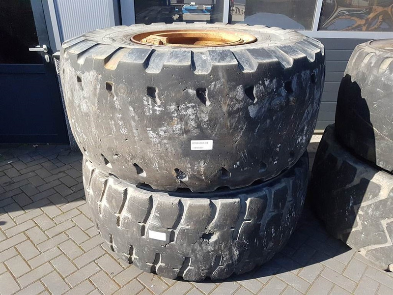 Case 921C-Michelin 26.5R25-Tire/Reifen/Band - Jantes e pneus por Máquina de construção: foto 4 Case 921C-Michelin 26.5R25-Tire/Reifen/Band - Jantes e pneus por Máquina de construção: foto 4