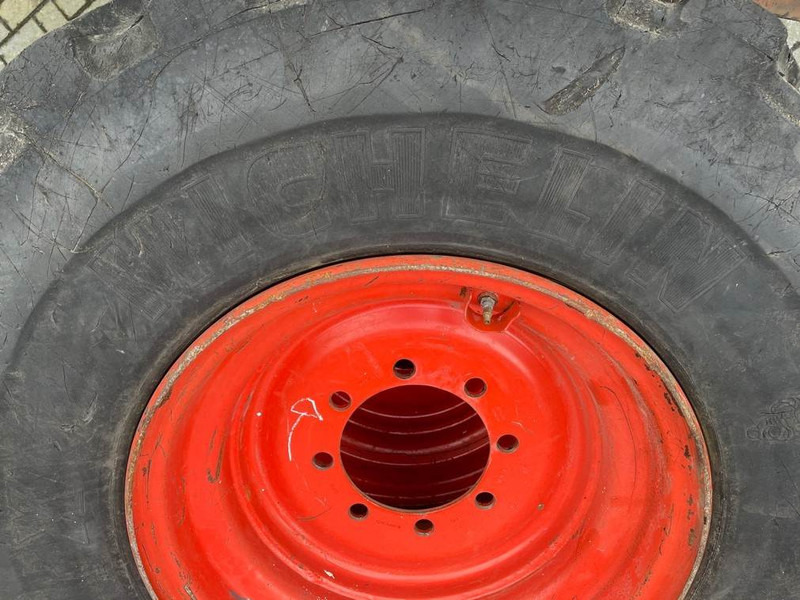 Claas CL956-Michelin 17.5R25-Tire/Reifen/Band - Jantes e pneus por Máquina de construção: foto 5 Claas CL956-Michelin 17.5R25-Tire/Reifen/Band - Jantes e pneus por Máquina de construção: foto 5