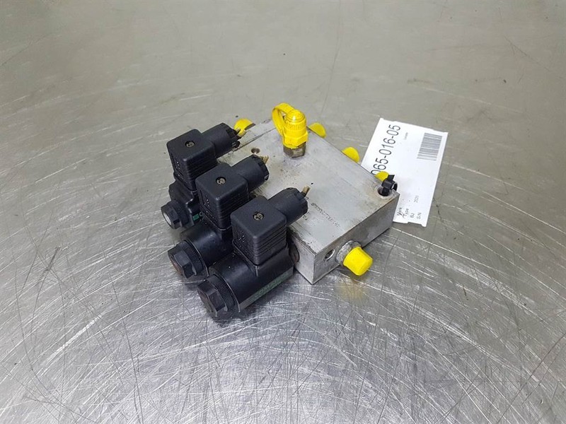 Comatrol 89.02.236.1.9 - Valve/Ventile/Ventiel - Hidráulica por Máquina de construção: foto 1 Comatrol 89.02.236.1.9 - Valve/Ventile/Ventiel - Hidráulica por Máquina de construção: foto 1