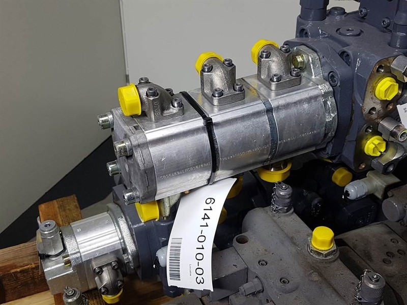 HALDEX WP09A3B140-140-140-L - Vögele - 776472 - Gearpump - Hidráulica: foto 1 HALDEX WP09A3B140-140-140-L - Vögele - 776472 - Gearpump - Hidráulica: foto 1