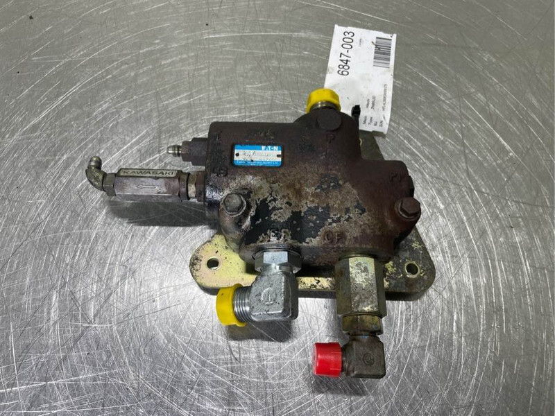 Hitachi ZW95LSD-Eaton 606-9207-002-Valve/Ventile/Ventiel - Hidráulica por Máquina de construção: foto 1 Hitachi ZW95LSD-Eaton 606-9207-002-Valve/Ventile/Ventiel - Hidráulica por Máquina de construção: foto 1