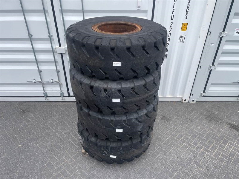 Hyundai HL740-9-Michelin 20.5R25-Tire/Reifen/Band - Jantes e pneus por Máquina de construção: foto 2 Hyundai HL740-9-Michelin 20.5R25-Tire/Reifen/Band - Jantes e pneus por Máquina de construção: foto 2
