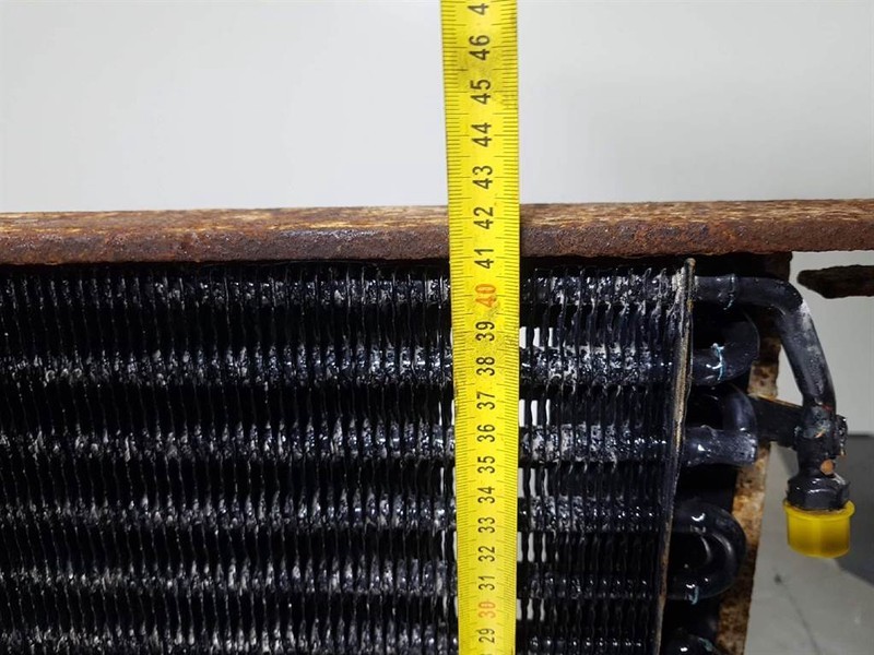 Hyundai HL760-9 - Airco condenser/Klimakondensator/Airco - Estrutura/ Châssis: foto 5 Hyundai HL760-9 - Airco condenser/Klimakondensator/Airco - Estrutura/ Châssis: foto 5