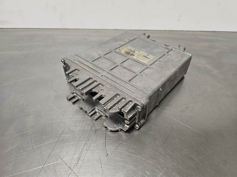 JCB 416 HT-ZF EST37A (24V)-ECU/Control box/Steuermodul - Sistema elétrico por Máquina de construção: foto 1 JCB 416 HT-ZF EST37A (24V)-ECU/Control box/Steuermodul - Sistema elétrico por Máquina de construção: foto 1